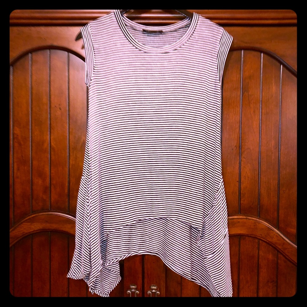 BCBG TOP